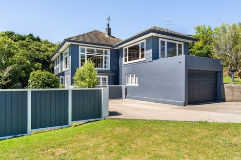 Photo of property in 14 Cecil Road, Tawa, Wellington, 5028