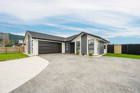 Photo of property in 112 Bateup Road, Hope, Richmond, 7020