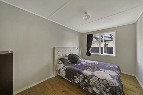 Photo of property in 6 Carisbrooke Street, Aranui, Christchurch, 8061