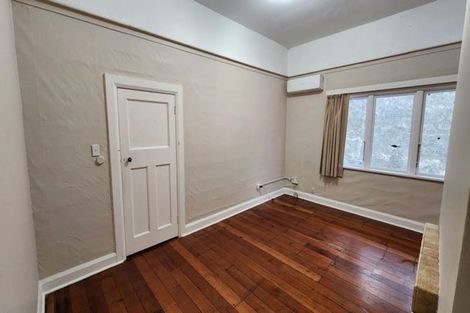 Photo of property in 21 Central Terrace, Kelburn, Wellington, 6012