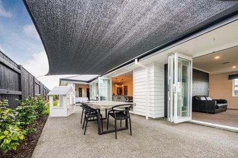 Photo of property in 24 Freedom Drive, Kelvin Grove, Palmerston North, 4414