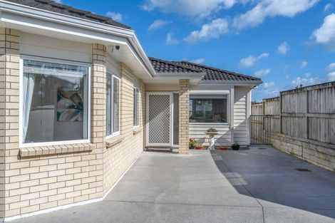 Photo of property in 28 Drake Street, Howick, Auckland, 2014