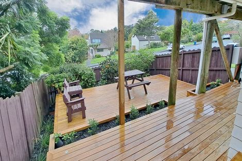Photo of property in 1/5 Lynngate Place, Hillcrest, Auckland, 0627