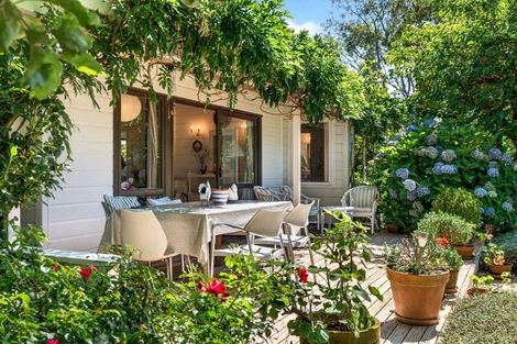 Photo of property in 148 West Street, Greytown, 5712