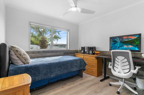 Photo of property in 6a Takahe Place, Mangawhai, 0505