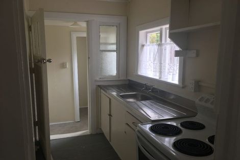 Photo of property in 15 Atkinson Street, Woodville, 4920