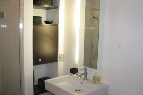 Photo of property in Montreaux Apartments, 4k/164 The Terrace, Wellington Central, Wellington, 6011