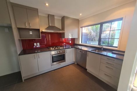 Photo of property in 11 Trevor Terrace, Newtown, Wellington, 6021