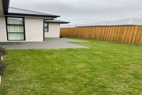 Photo of property in 76b Watkins Drive, Rangiora, 7400