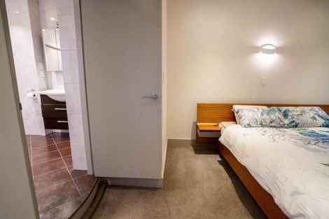 Photo of property in Stadium Garden Flats, 316/107 Thorndon Quay, Pipitea, Wellington, 6011