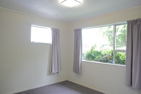 Photo of property in 5a Huata Place, West End, Palmerston North, 4412