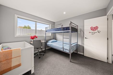 Photo of property in 33a Sheridan Crescent, Trentham, Upper Hutt, 5018