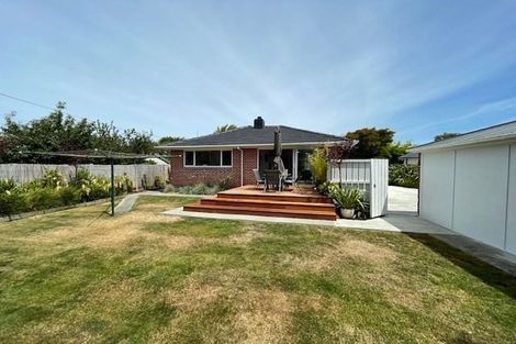 Photo of property in 6 Sevenoaks Drive, Bryndwr, Christchurch, 8053