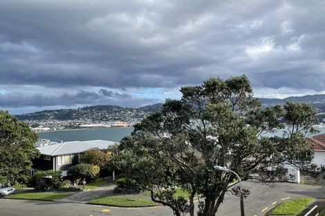 Photo of property in 1/7 Rangitane Street, Maupuia, Wellington, 6022