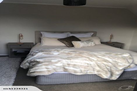 Photo of property in 2 Millen Place, Clarks Beach, 2122