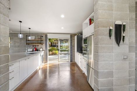 Photo of property in 165b Te Hutewai Road, Raglan, 3296