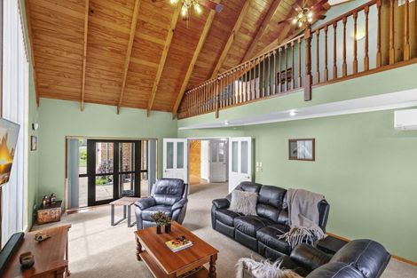 Photo of property in 8 Mark Williams Place, Clevedon, Papakura, 2582