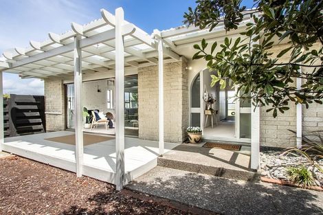 Photo of property in 6 Mountainview Terrace, Otaki Beach, Otaki, 5512