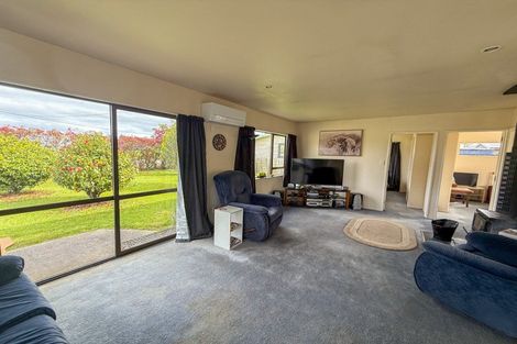 Photo of property in 20 Wanganui Flat Road, Harihari, 7884