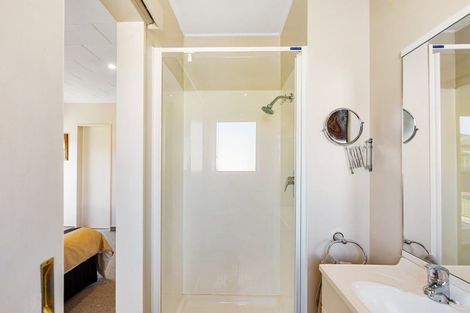 Photo of property in 20 Roskilda Crescent, Taradale, Napier, 4112