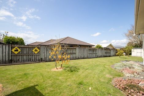 Photo of property in 21 Miller Place, Ngatea, 3503