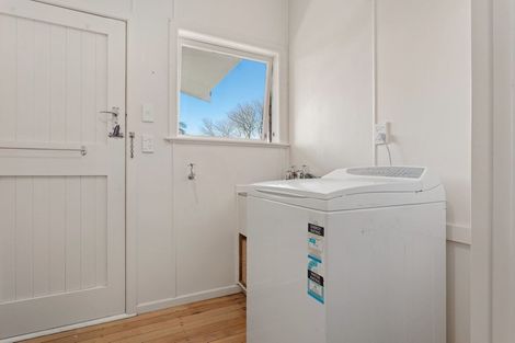 Photo of property in 28 Bridge Street, Edgecumbe, 3120