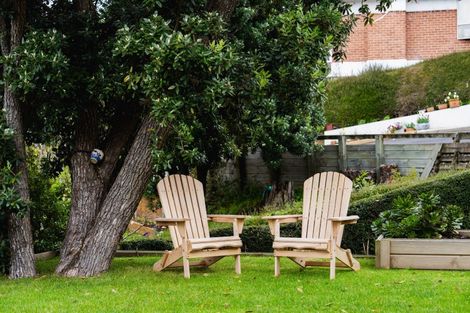 Photo of property in 60 Marion Street, Macandrew Bay, Dunedin, 9014