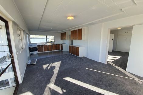 Photo of property in 1/80 Glengarry Road, Glen Eden, Auckland, 0602