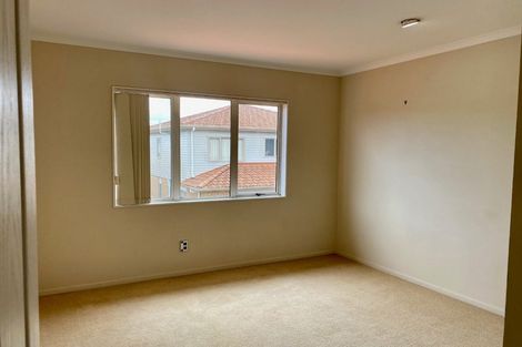 Photo of property in 9 Maypark Crescent, Flat Bush, Auckland, 2016