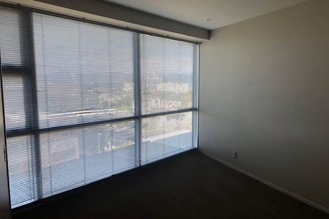 Photo of property in Summit Apartments, 9/184 Molesworth Street, Thorndon, Wellington, 6011