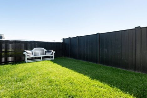 Photo of property in 12 Tuangi Way, Papamoa Beach, Papamoa, 3118