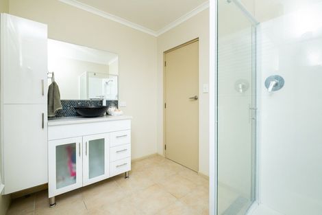 Photo of property in 247 Whirinaki Road, Eskdale, Napier, 4182