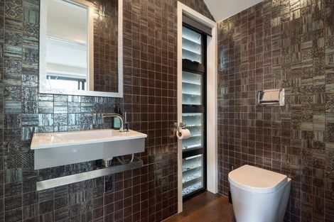 Photo of property in 1 Weona Place, Westmere, Auckland, 1022