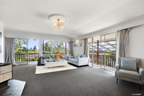 Photo of property in 15 Barlow Place, Chatswood, Auckland, 0626