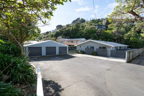 Photo of property in 80 Airlie Road, Plimmerton, Porirua, 5026