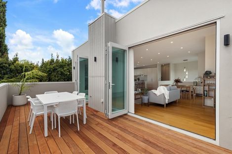 Photo of property in 225 East Coast Road, Campbells Bay, Auckland, 0620