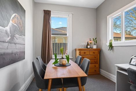 Photo of property in 18 Olliviers Road, Phillipstown, Christchurch, 8011