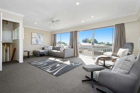 Photo of property in 34 Trentham Road, Papakura, 2110