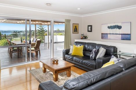 Photo of property in 38 Glenfern Road, Mellons Bay, Auckland, 2014