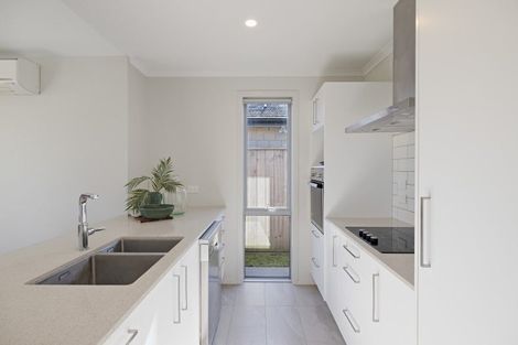 Photo of property in 22 Richardson Road, Omokoroa, 3114