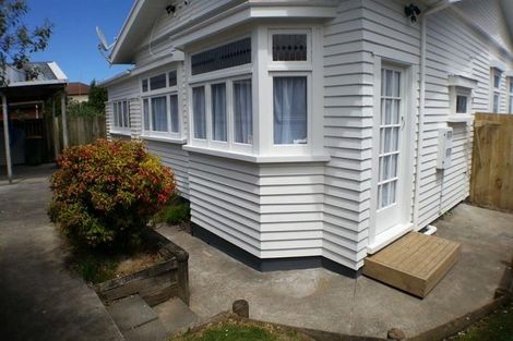 Photo of property in 5 West Coast Road, Glen Eden, Auckland, 0602