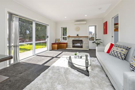 Photo of property in 140 Russell Road, Manurewa, Auckland, 2102
