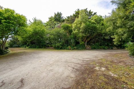 Photo of property in 915 Rangiotu Road, Rangiotu, Palmerston North, 4477