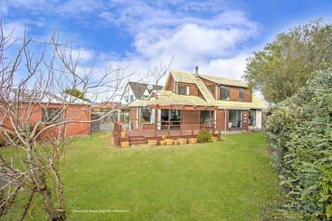Photo of property in 22 Geraldo Place, Russley, Christchurch, 8042