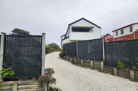 Photo of property in 411 Marine Parade, South New Brighton, Christchurch, 8062