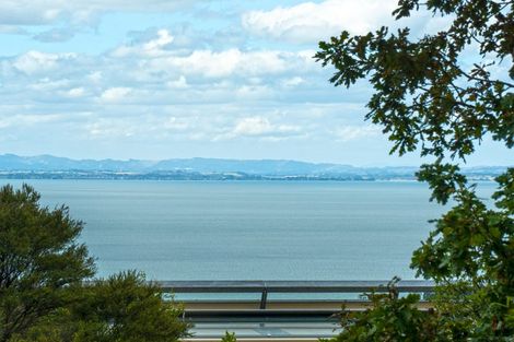 Photo of property in 441 Titirangi Road, Titirangi, Auckland, 0604