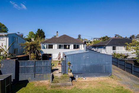 Photo of property in 4 Marie Crescent, Te Atatu South, Auckland, 0610