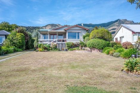 Photo of property in 109 Beach Road, Akaroa, 7520