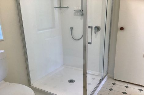 Photo of property in 2 Moss Lane, Raumati Beach, Paraparaumu, 5032