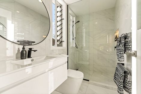 Photo of property in 10/4 Campbell Road, Takapuna, Auckland, 0622